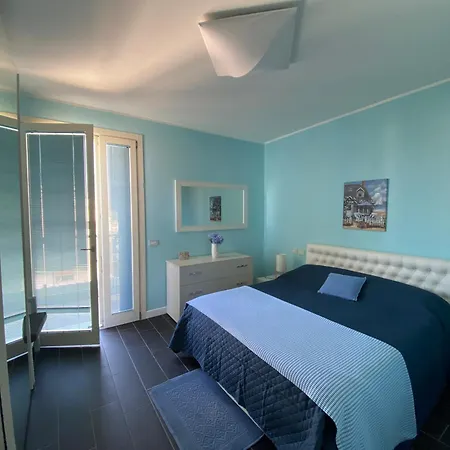 Apartment Attico Onda Blu Vista Mare - Acqua - A 150mt Dalla Lido di Jesolo